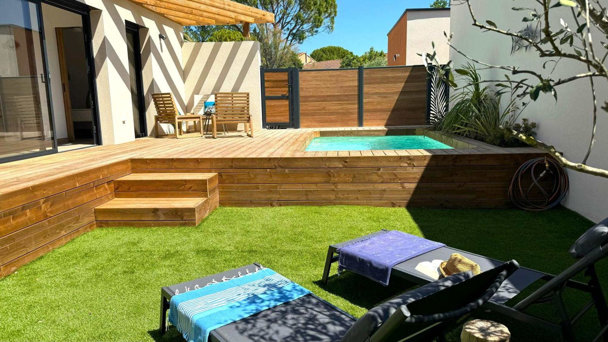 Daya Lodge. LʼIsle-sur-la-Sorgue Exteriör bild